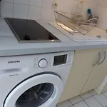 Mazet Climatise Avec Terrasse Au Lavandou - Fr-1-308-78 بيت للعطل لو لا فاندو