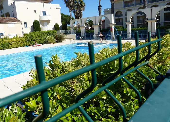 Mazet Climatise Avec Terrasse Au Lavandou - Fr-1-308-78 *